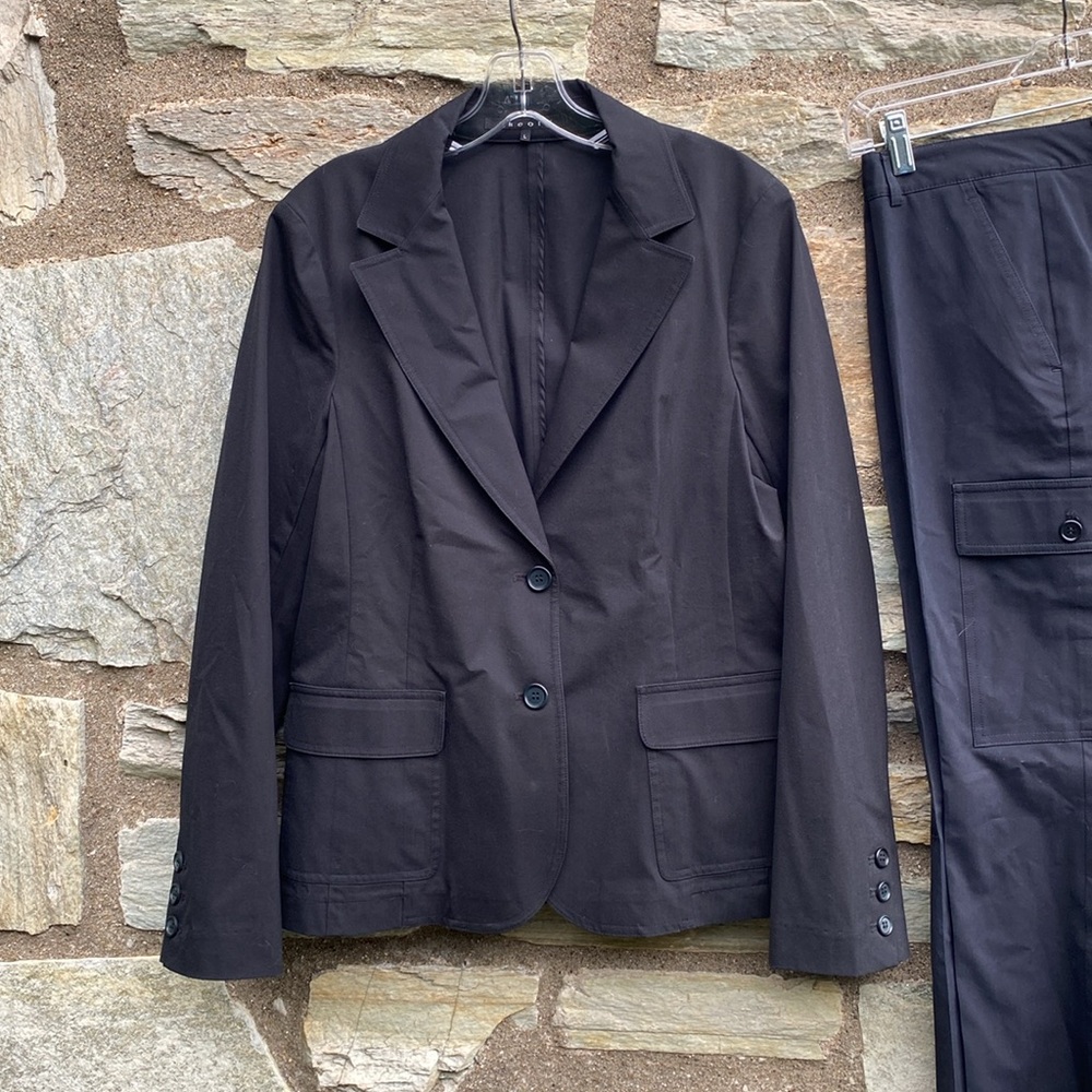 Theory Blazer + Pants - Picture 2 of 13